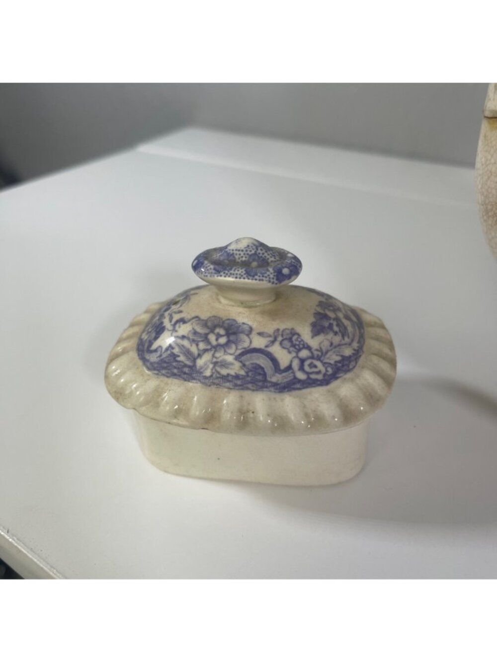 VTG Copeland SPODE Mayflower Coffee or Tea Pot Lavender British Flowers Damaged - Picture 5 of 10